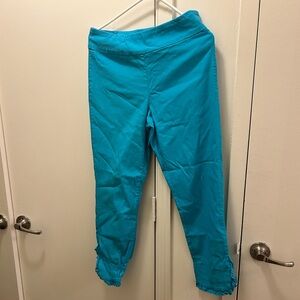 Crown & Ivy Turquoise Capris